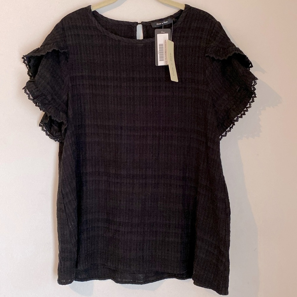 Doe & Rae Woven Gauze Top W/Ruffle & Lace Sleeve. NWT Black. Sz. L